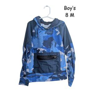 💙 Boys’ Blue Camo Hooded Pullover – Size 8 (Medium)